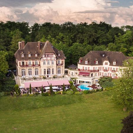 Le Chateau De La Tour Gouvieux Luaran gambar